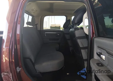 2016 Ram 2500 Slt z USA, uszkodzony, nr VIN 3C6UR4DL7GG328029